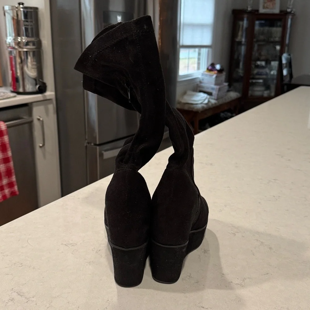 Shelly’s London Roxy Black Wedge Sole Boots Size 7 Jeffrey Campbell/free people